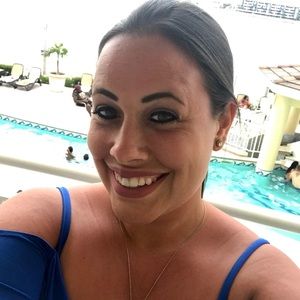 Meet your Posher, Francesca